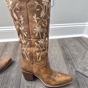 Retro Vintage Floral Embroidered Tan Western Boots Knee high Pull On